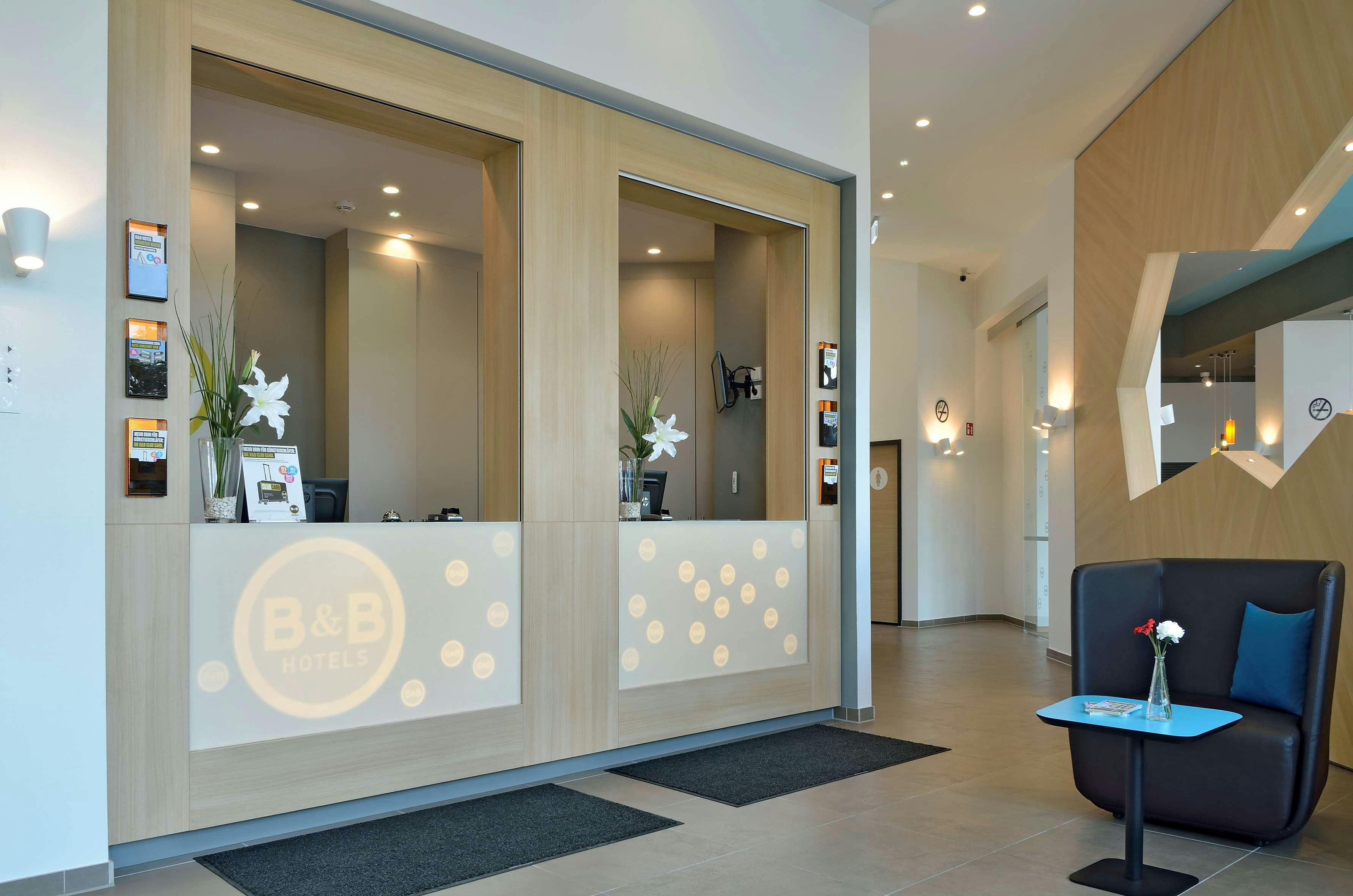 B&B Hotel Munster Hafen 6/23