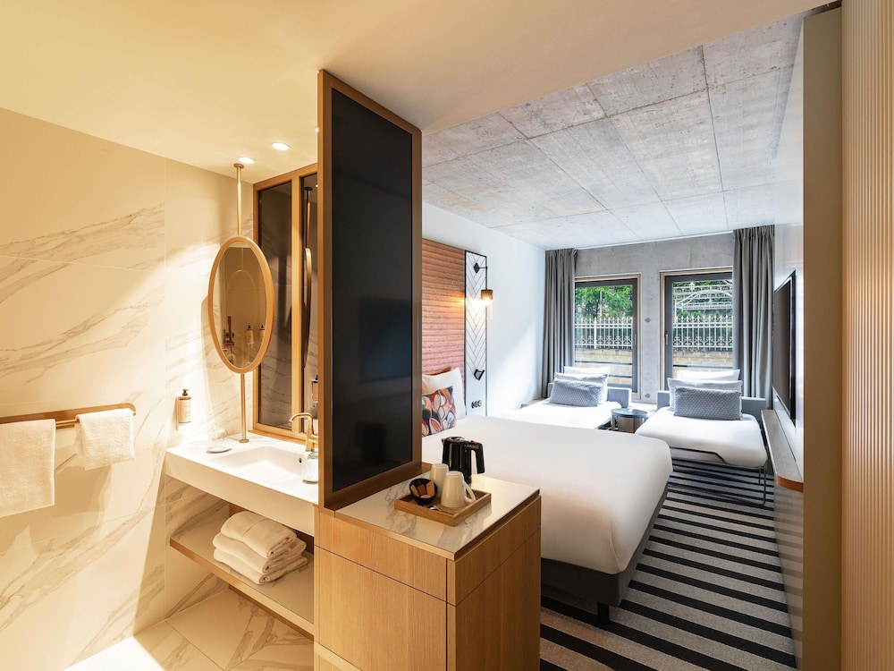 غرفة كلاسيكية عائلية بسرير مزدوج مع أريكة، Mercure Luxembourg Off Kirchberg 6/8