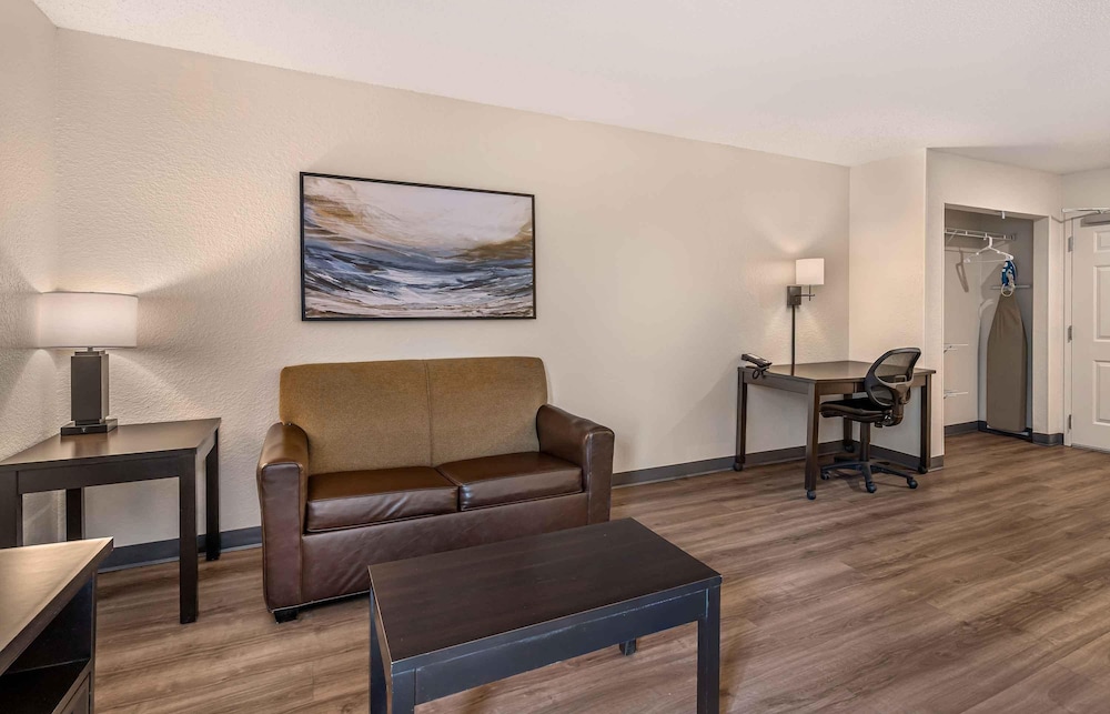 Extended Stay America-Daytona Beach-International Speedway 43/62