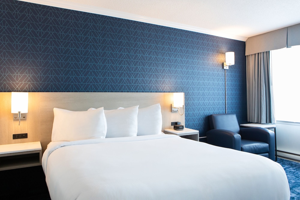 Fredericton Inn 26/65