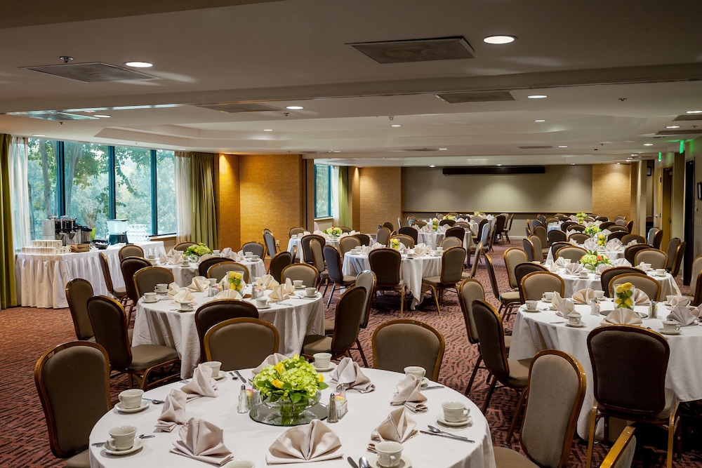 Holiday Inn Austin Town Lake Hotel 36/50
