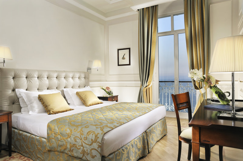 Royal Hotel Sanremo 26/83