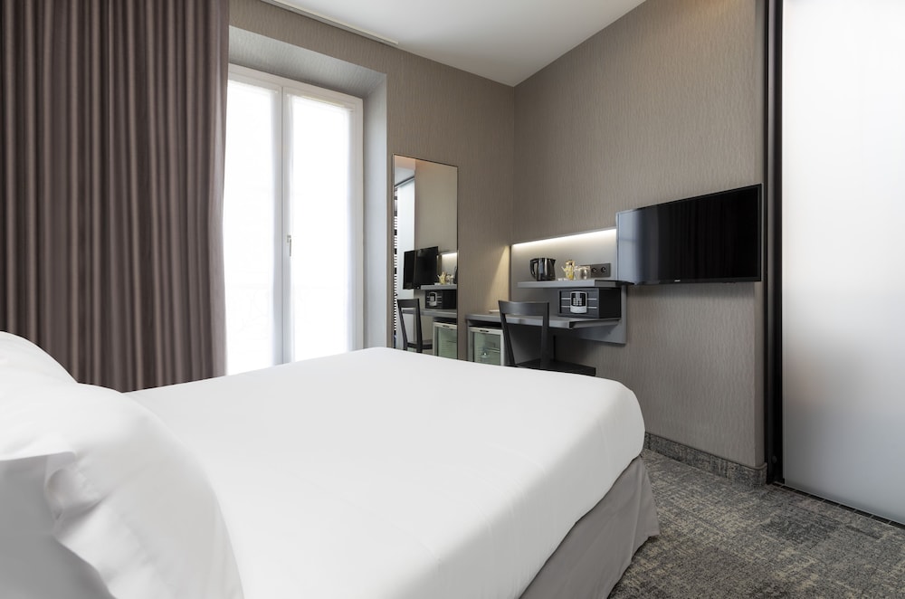 COMFORT, DOUBLE BED