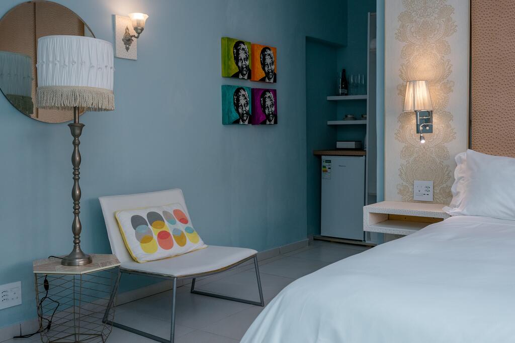 Deluxe, Double Bed