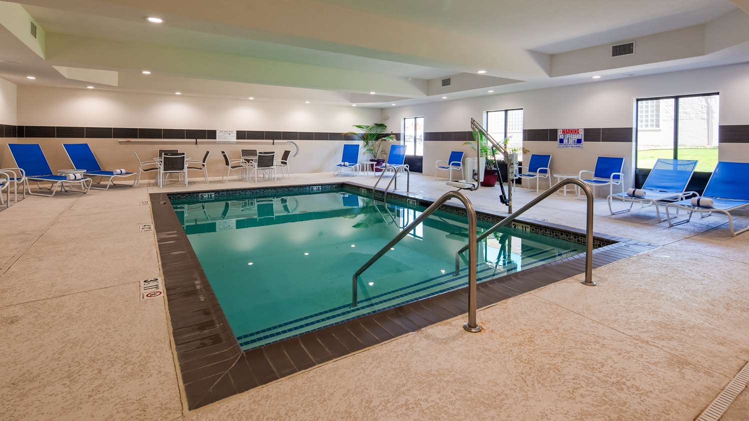 Best Western Plus Ardmore Inn Suites 20/32
