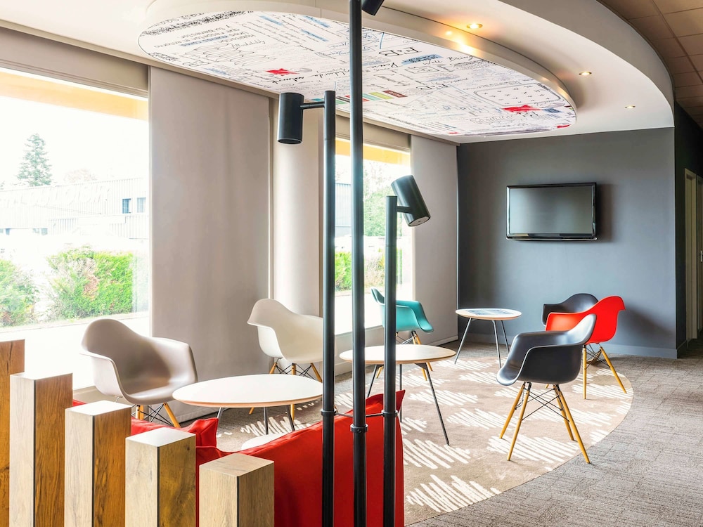 Ibis Tarbes Odos 45/64