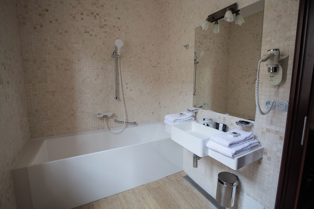 جناح بسرير كينج وسرير فردي، Hotel Ebersbach 5/8