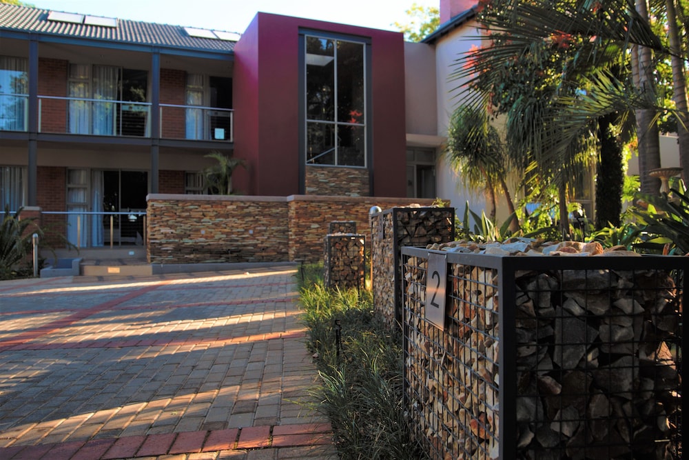 Hudson House 42/44