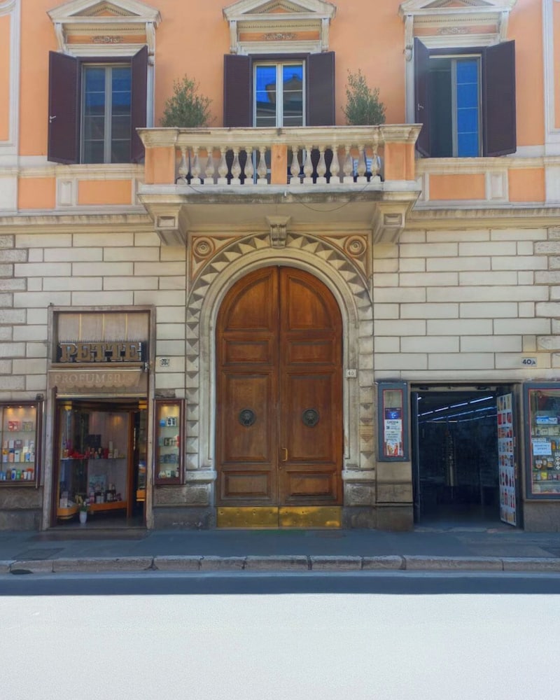 The Independent Suites in ROME