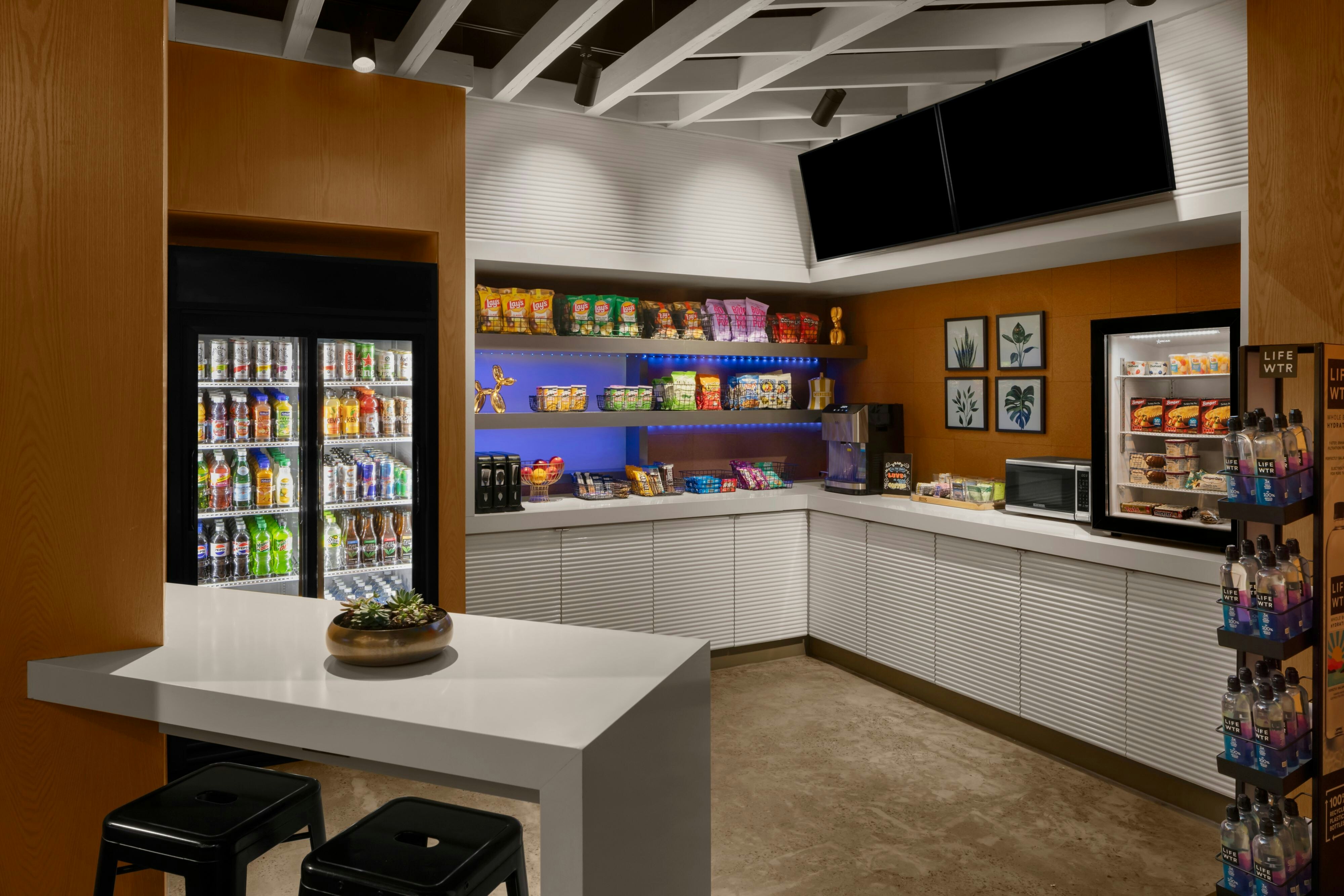 Aloft New York Chelsea 2/8
