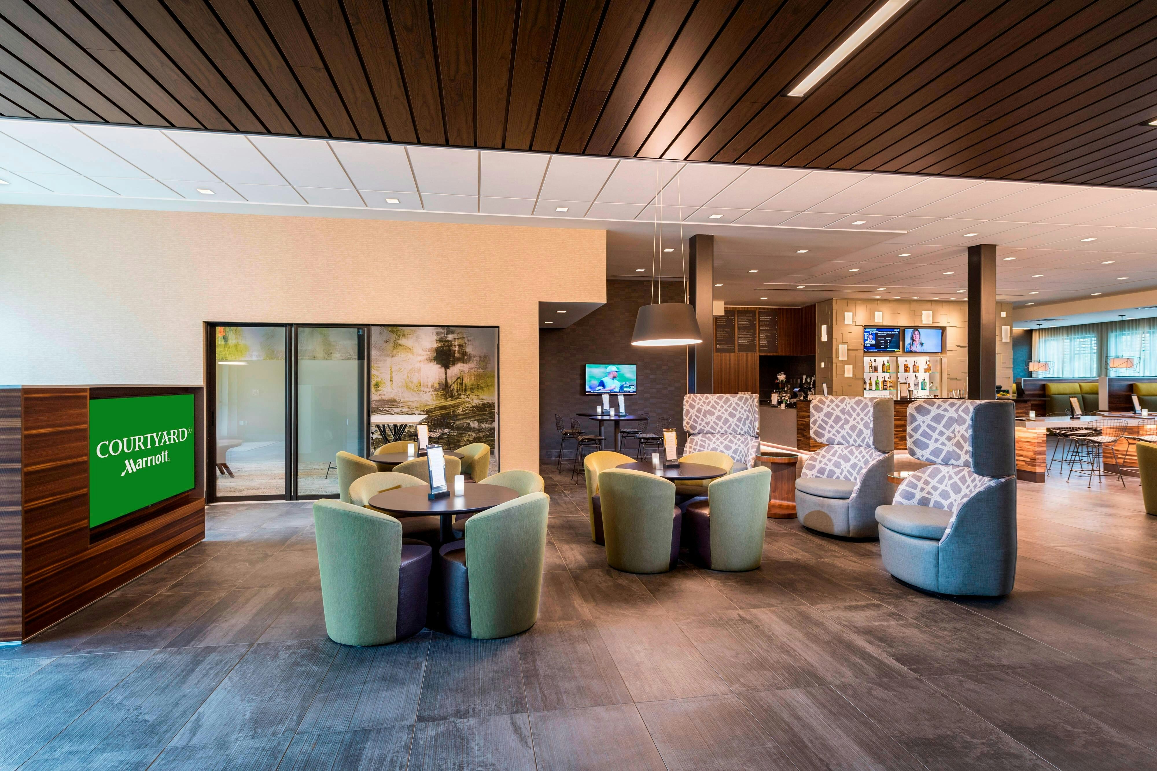 Courtyard By Marriott Tampa Northwest/Veterans Expressway 32/50