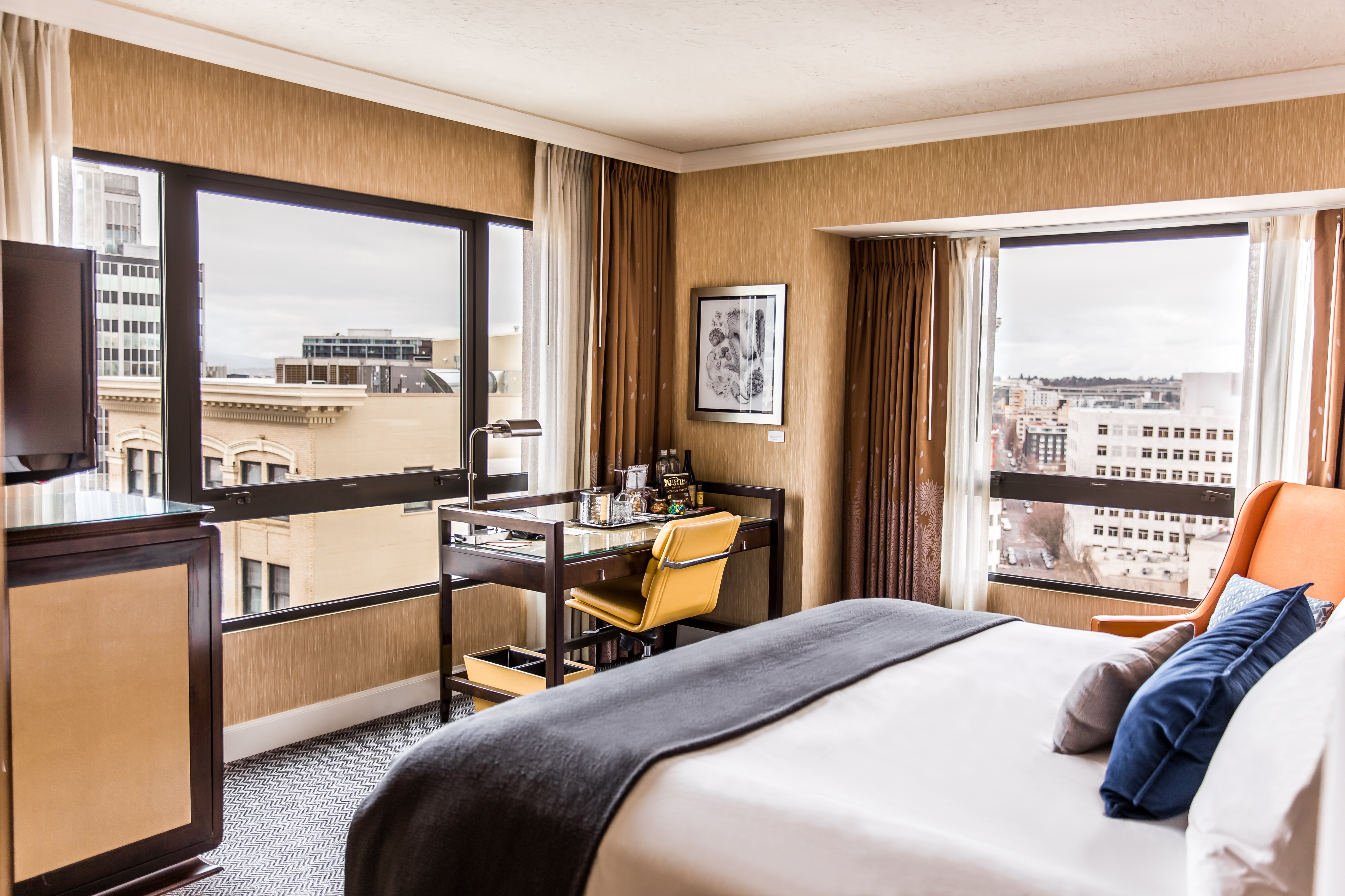 Dossier Hotel 13/52