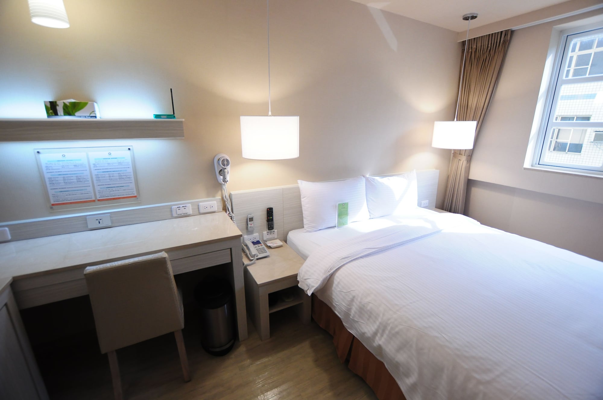 غرفة إليت بسرير مزدوج، Kindness Hotel Houyi Jiuru 4/8