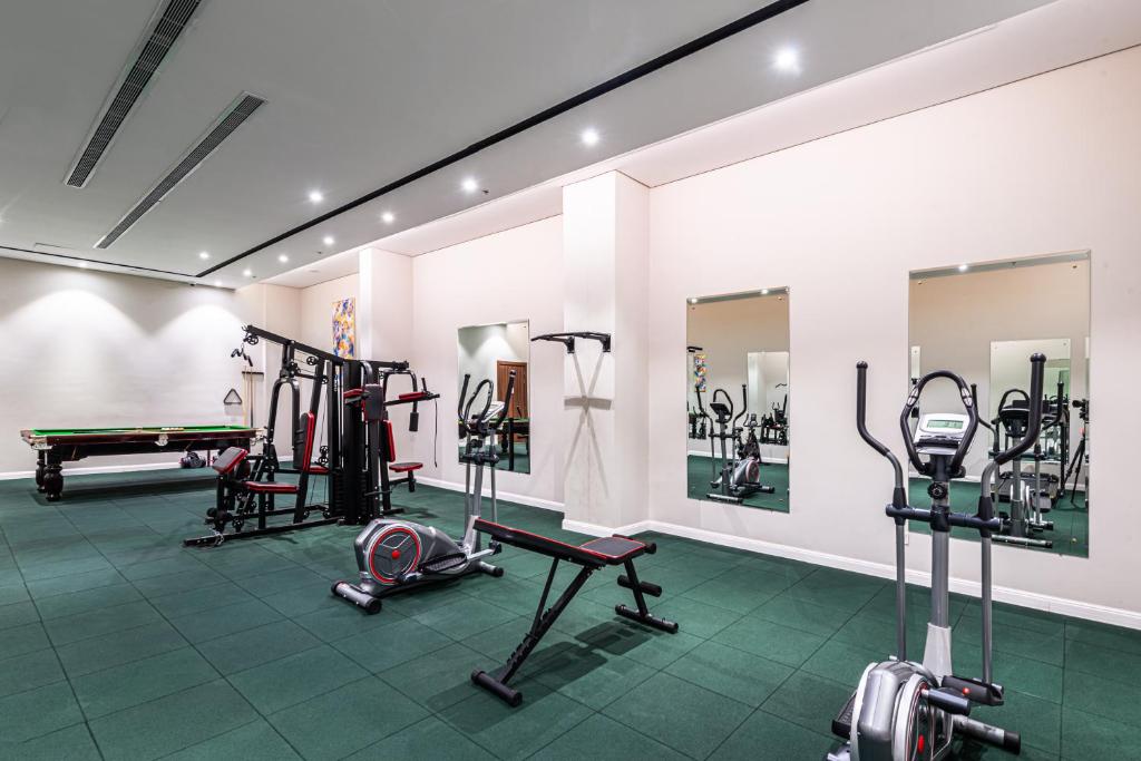 Al Qasr Hotel Suites - Corniche 26/33