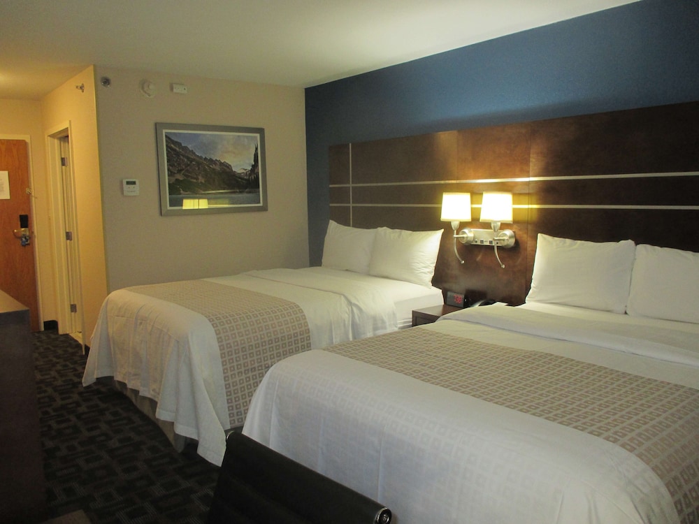 Standard, 2 Queen Beds