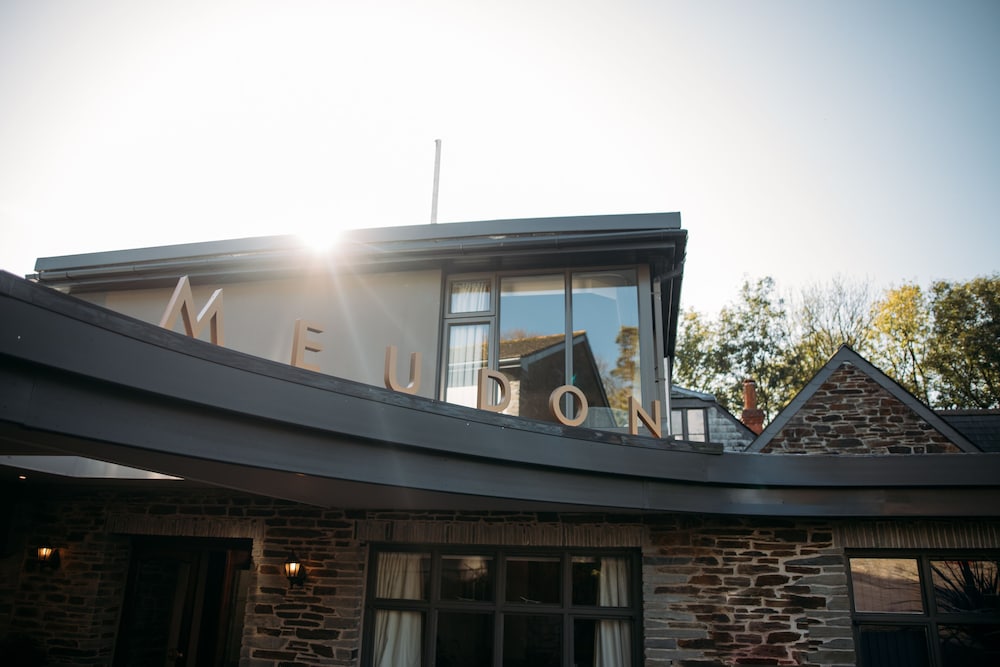 Meudon Hotel 1/50