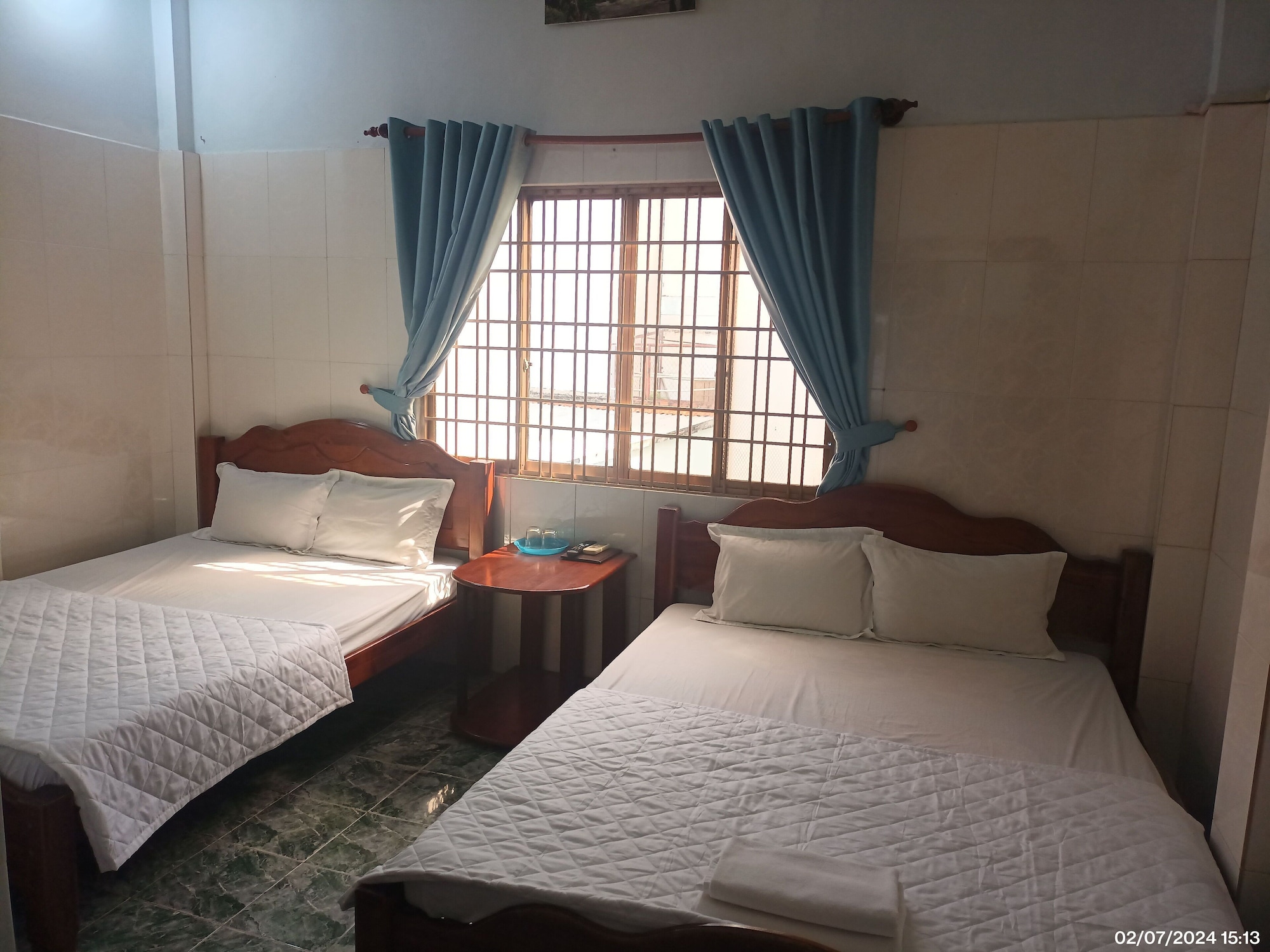 ROOM, TRIPLE