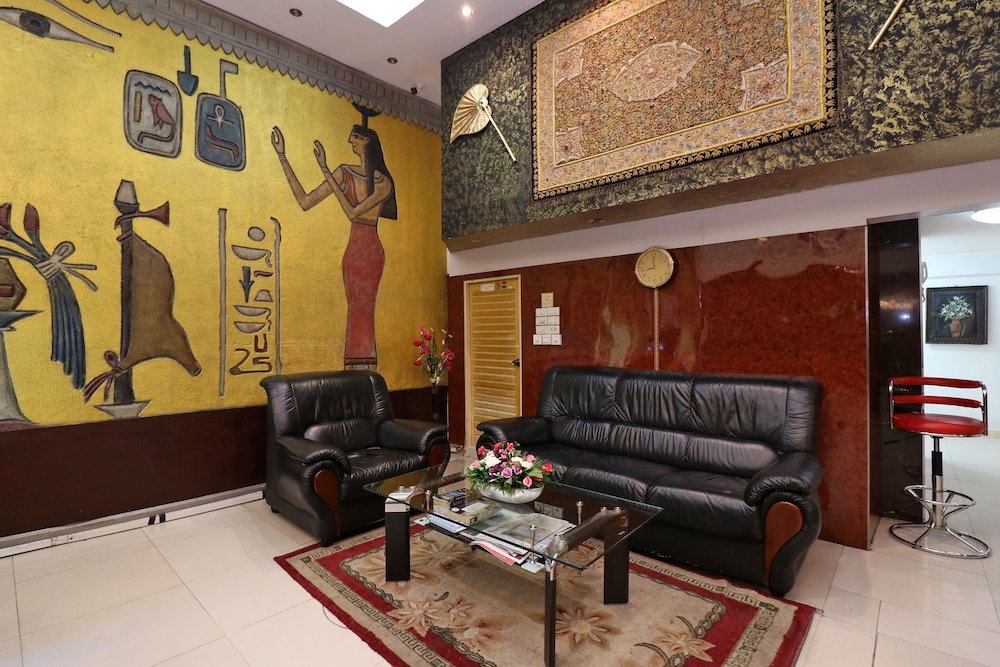 OYO 102 Diamond Residence Silom 25/28