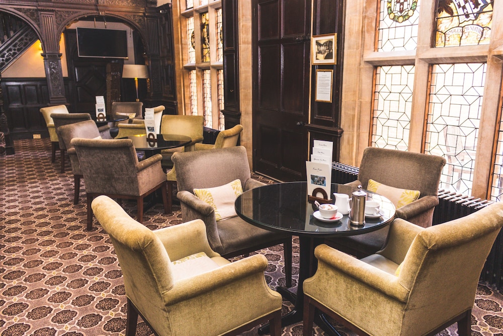 Audleys Wood Hotel 24/50