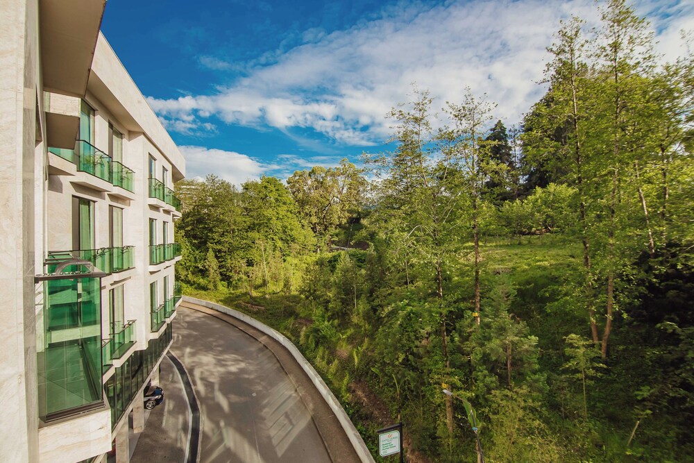 Capo Verde Hotel, Batumi 59/63