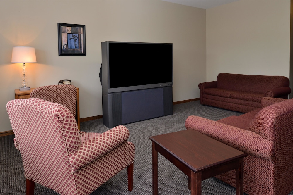 Americas Best Value Inn Marquette 35/46