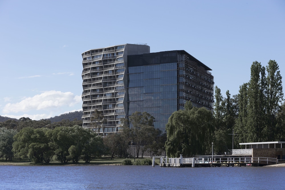 Ovolo Canberra, a Wyndham Hotel 4/50
