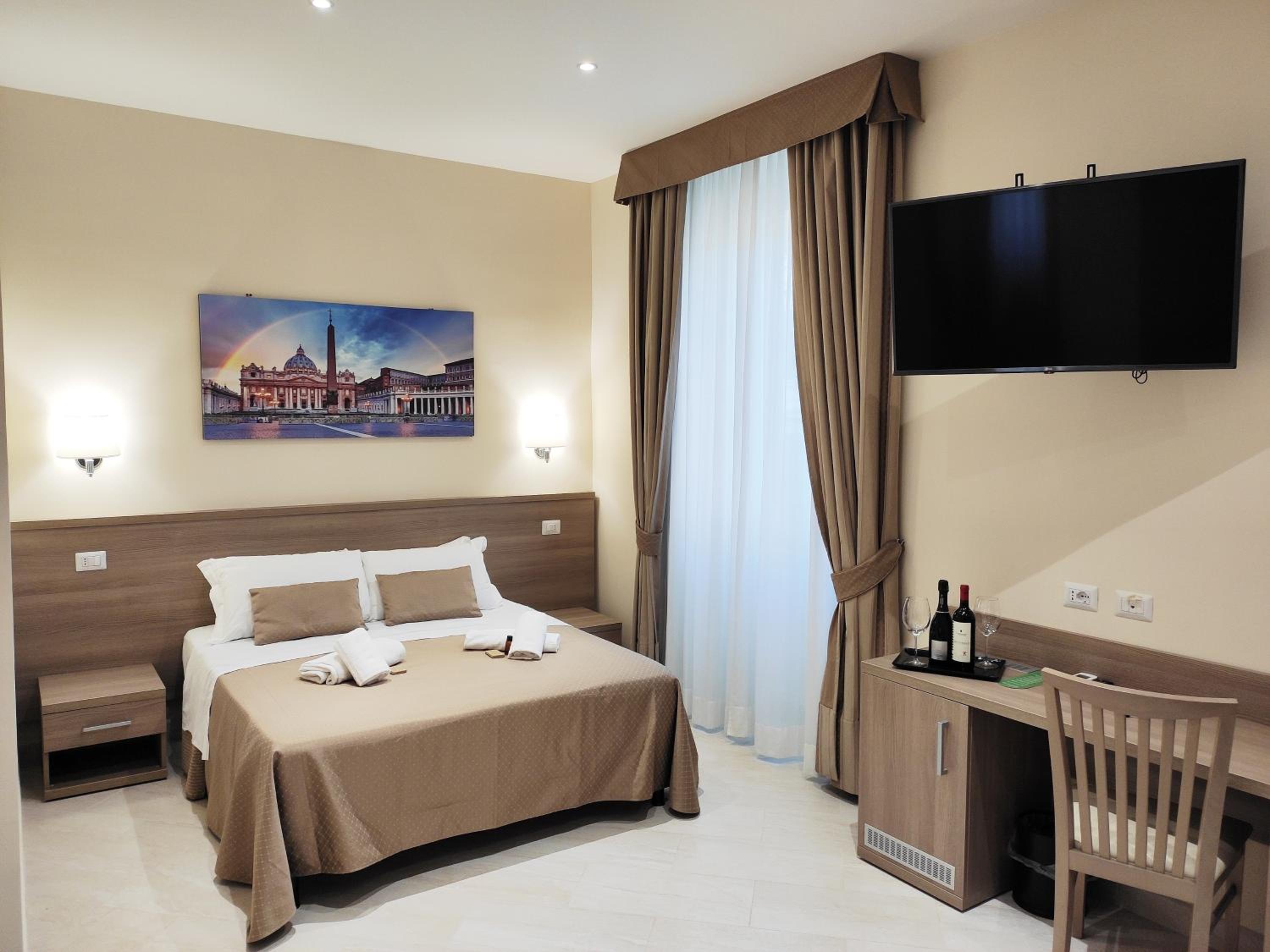 Luxury Suites Stay Inn Rome Experience 5/25