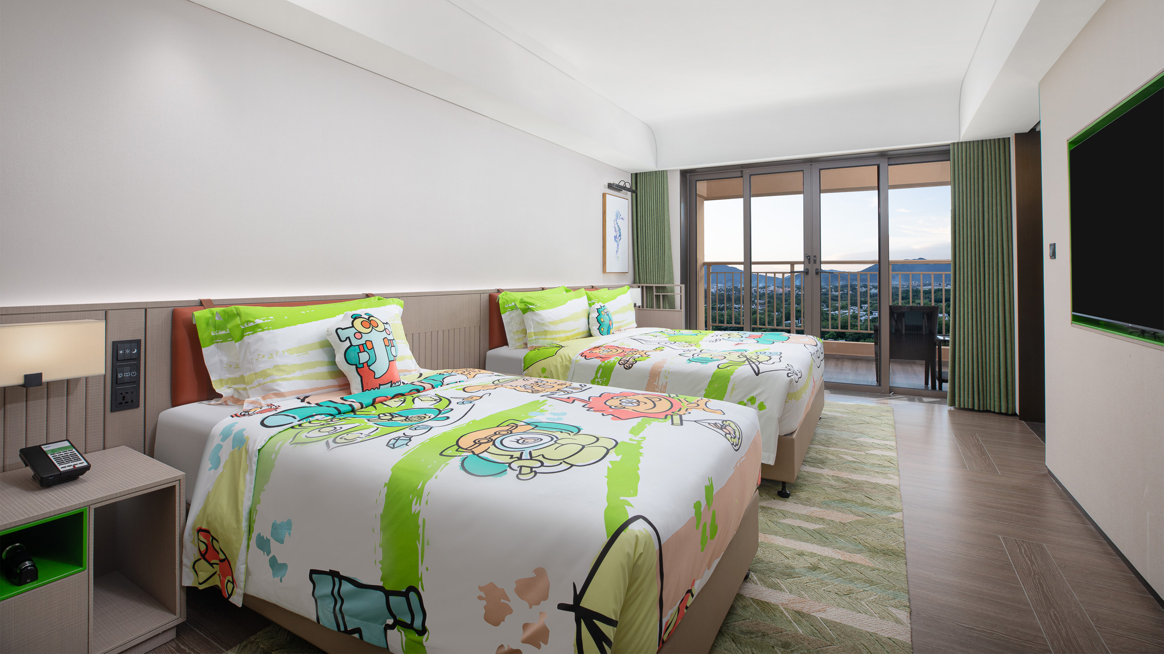 HOLIDAY INN RESORT SANYA BAY 14/50