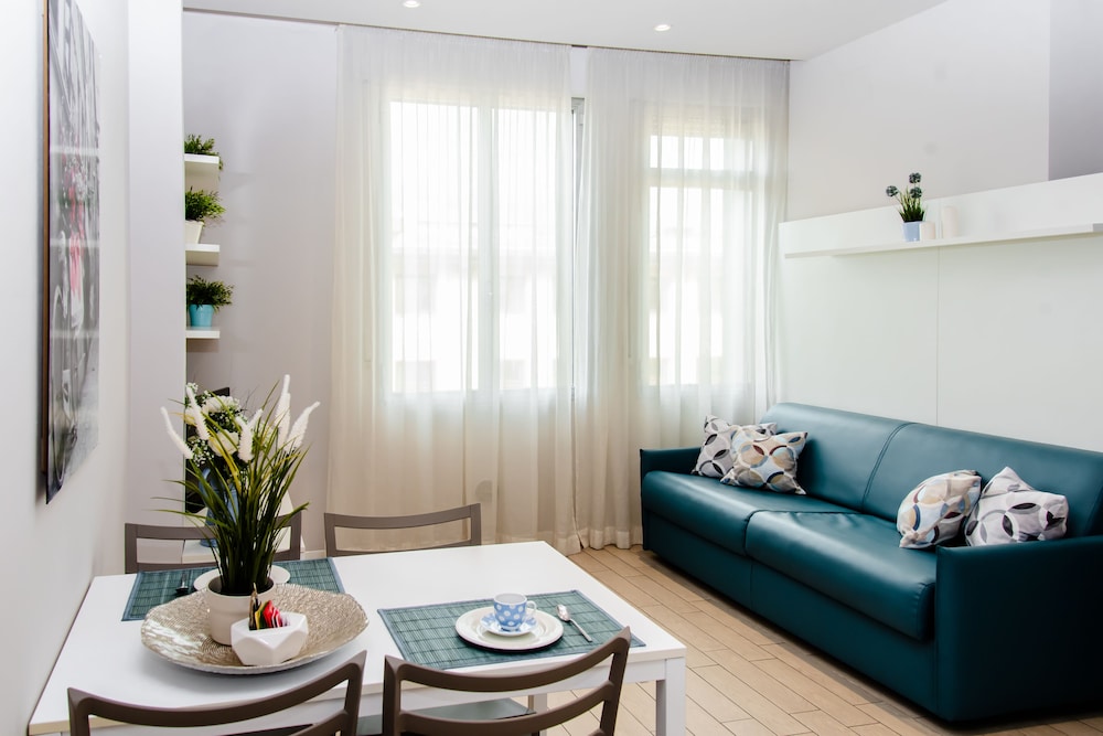 La Farina Apartments 12/33