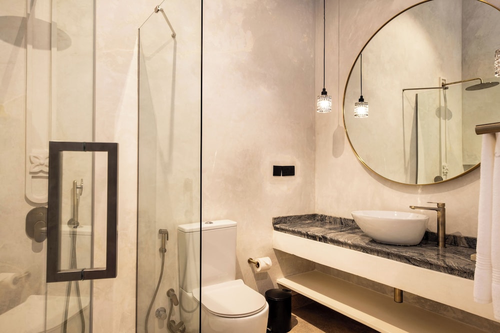 The Neela Boutique Hotel Stone Town 57/62
