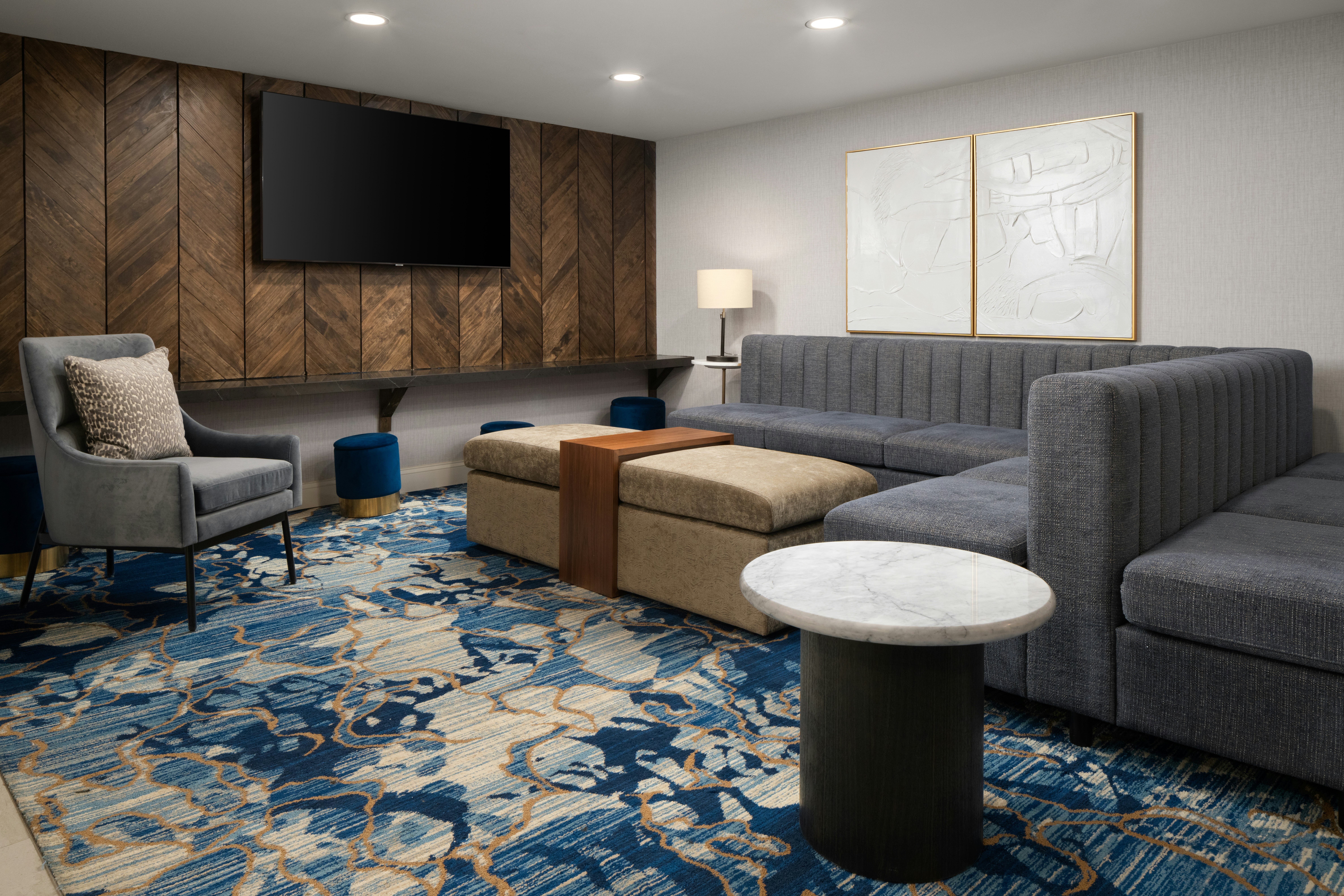 Doubletree By Hilton Hotel Baltimore North Pikesville 34/84