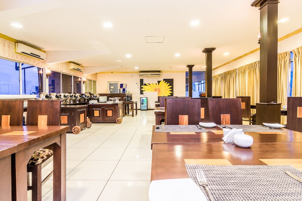 Ceylon City Hotel Colombo 37/39