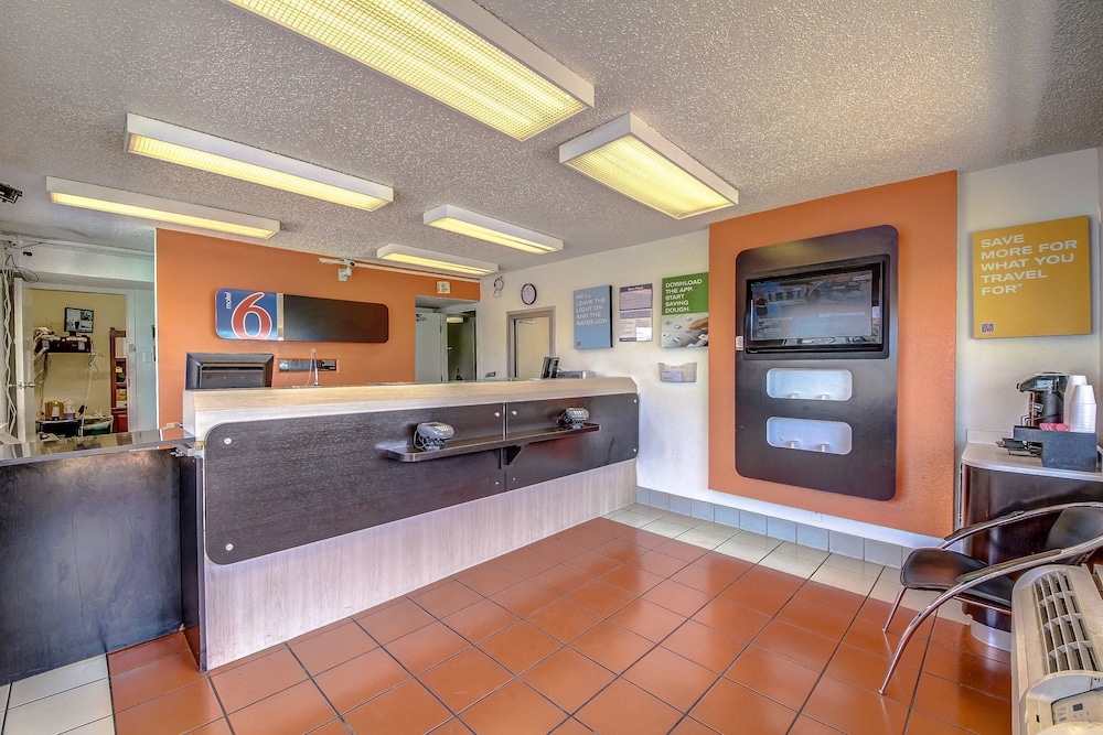 Motel6 San Antonio, TX - Fort Sam Houston 9/61