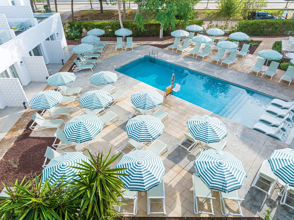 Las Velas Apartments 22/57