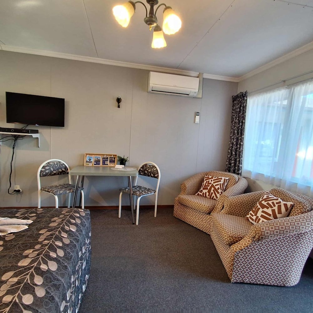 Alexandra Motor Lodge 49/70