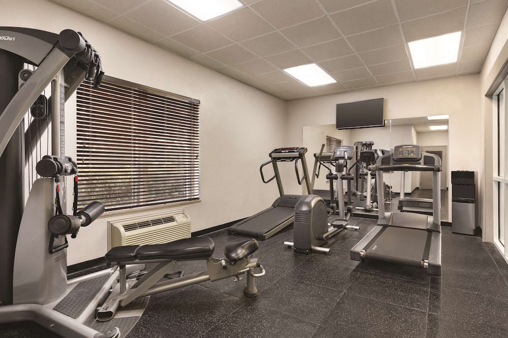 Country Inn & Suites by Radisson, Conyers, GA 22/37