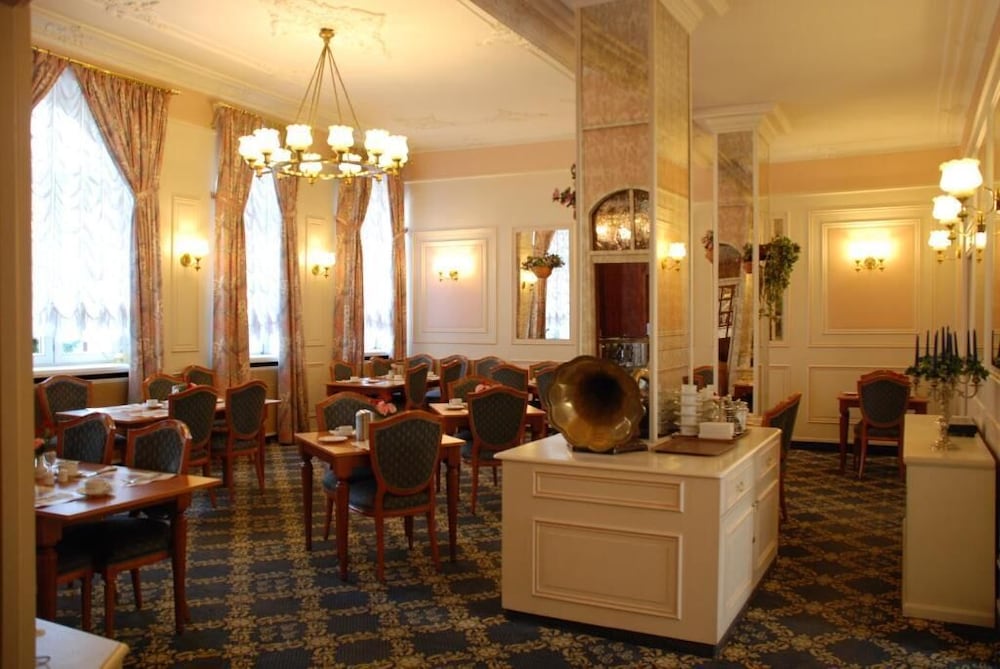Milbor Hotel 23/30