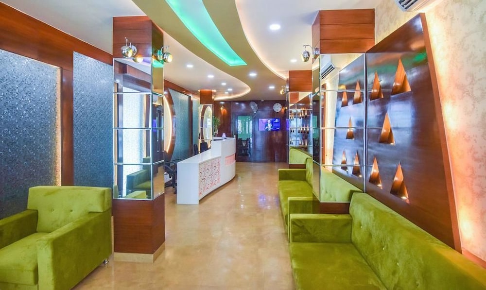 Hotel Saffron 41/50