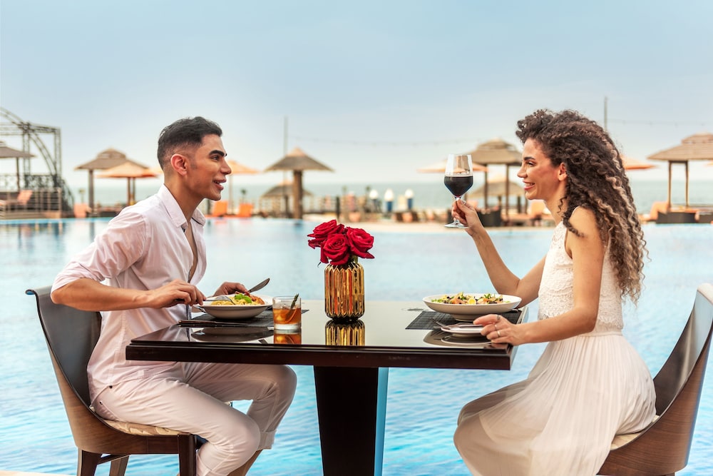 Al Maya Island & Resort 43/44