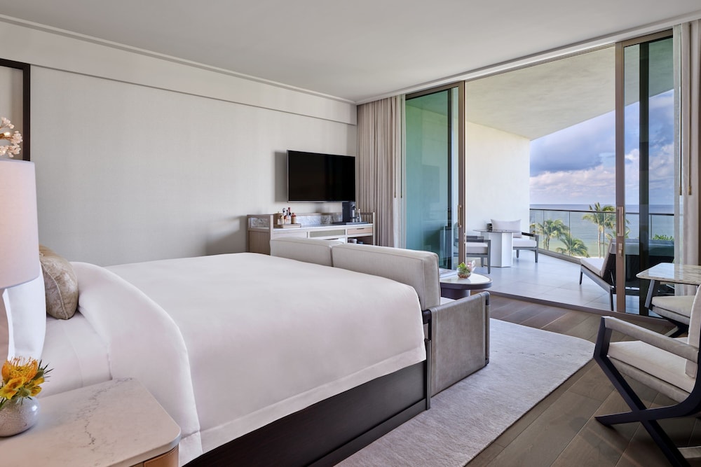 Deluxe, King Bed, Balcony