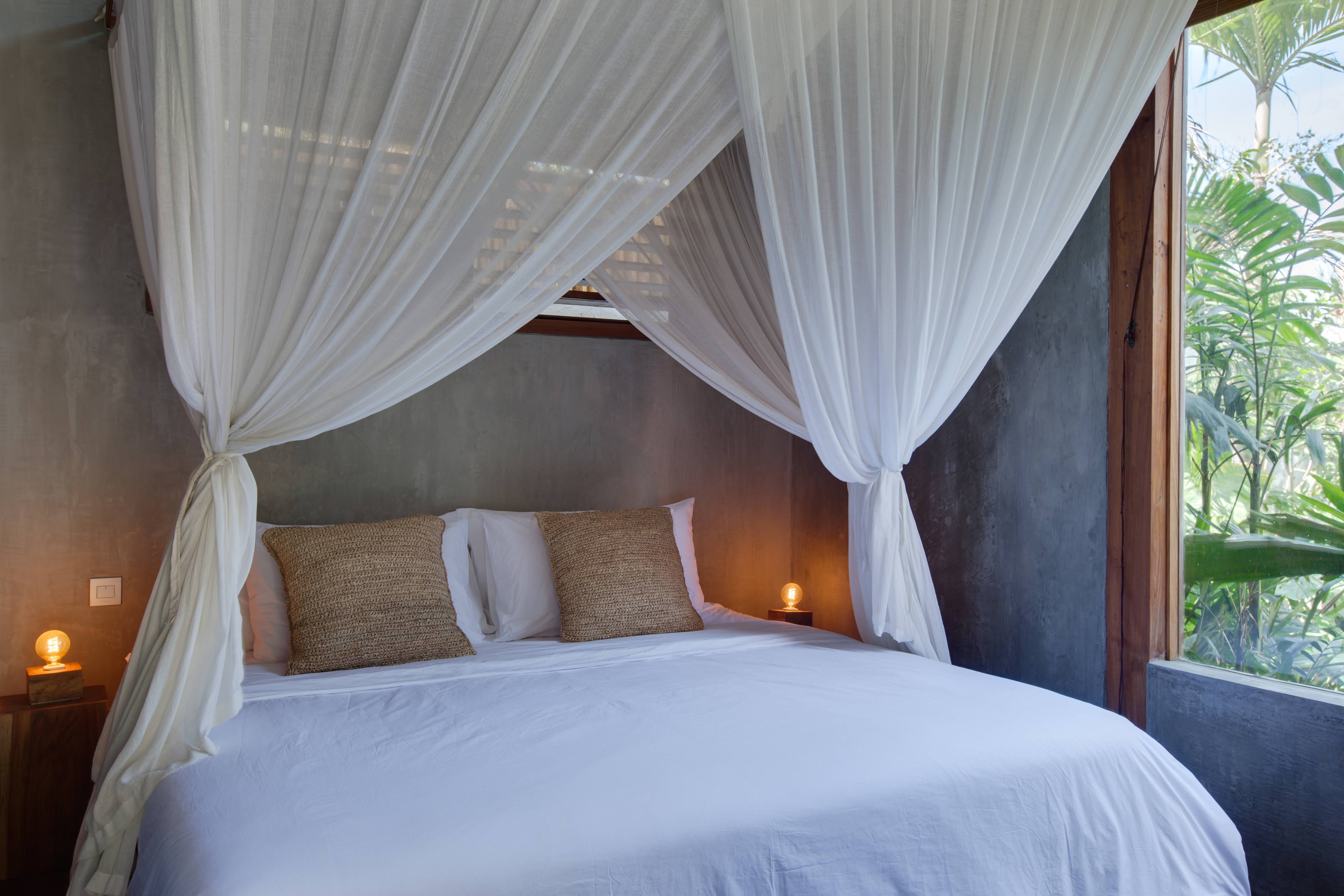 Deluxe, Double Bed