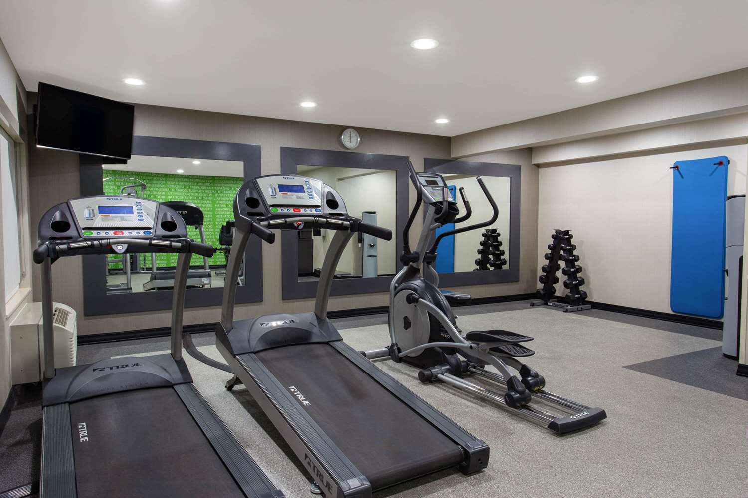 La Quinta Inn & Suites by Wyndham Effingham 15/23