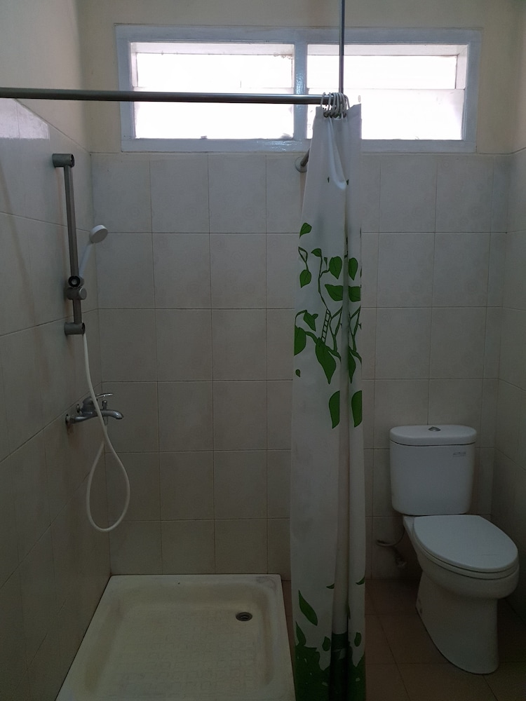 Cisarua Indah Cottage 40/42