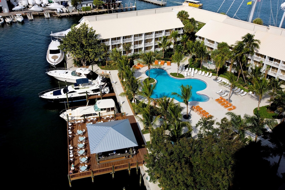 Hilton Fort Lauderdale Marina Hotel 11/74