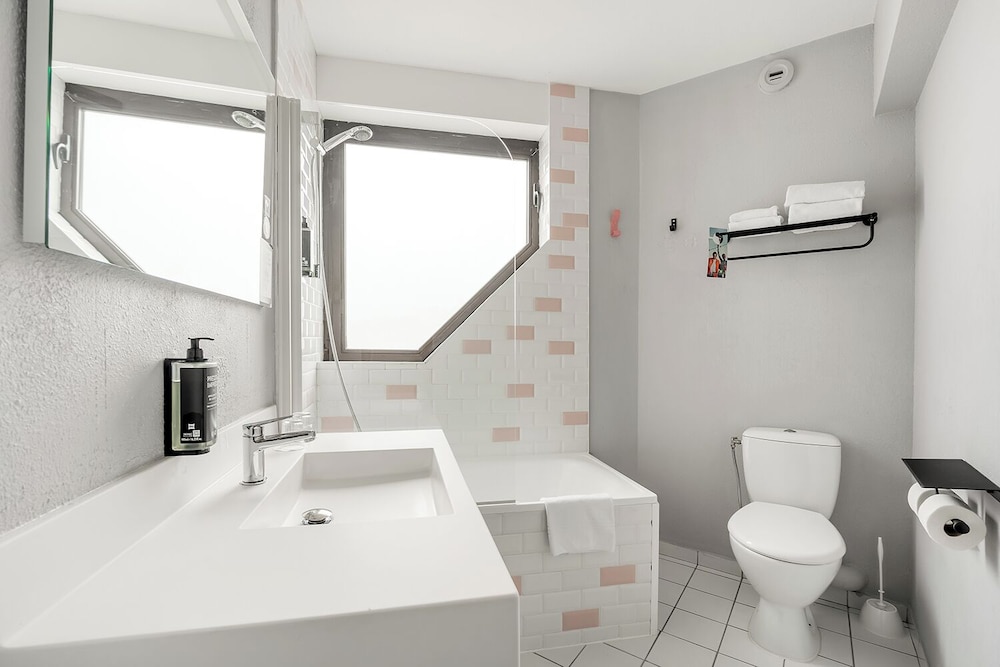 Ibis Styles Toulouse Centre Canal du Midi 55/58