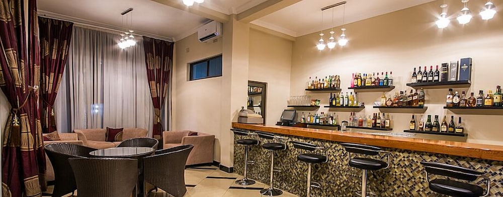 Sherbourne Hotel 21/32