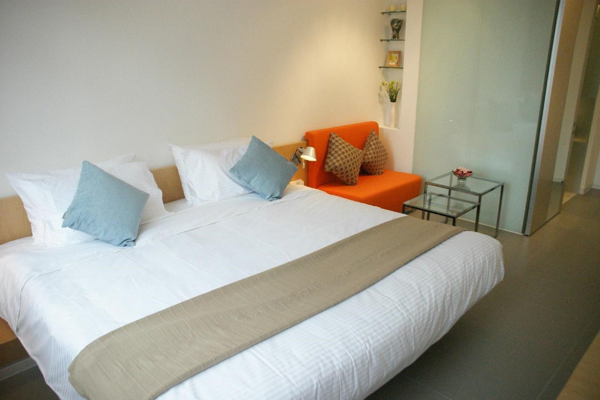 60 West Hotel 7/63