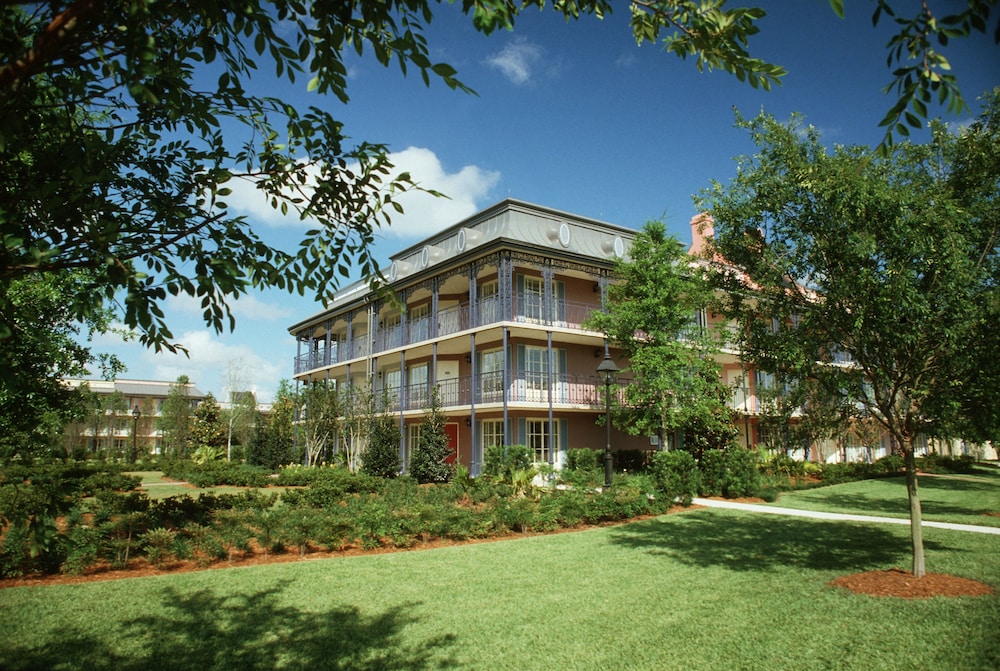 Disneys Port Orleans Resort French Quarter 46/50