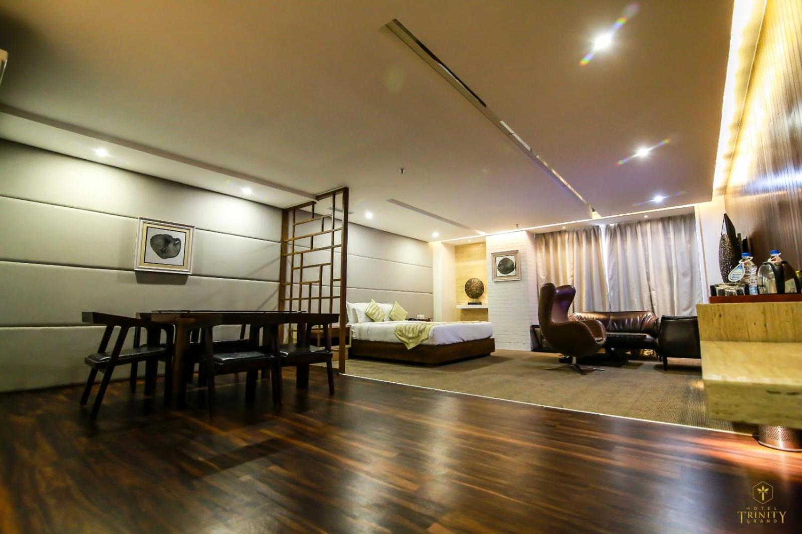 Hotel Trinity Grand 20/29