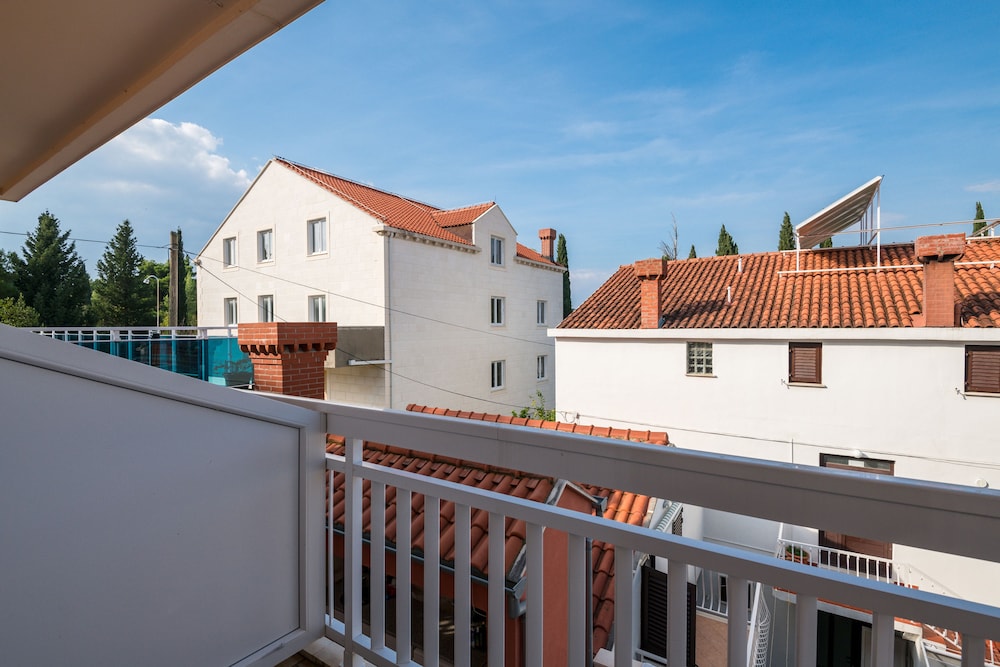 Villa Voinic 15/50